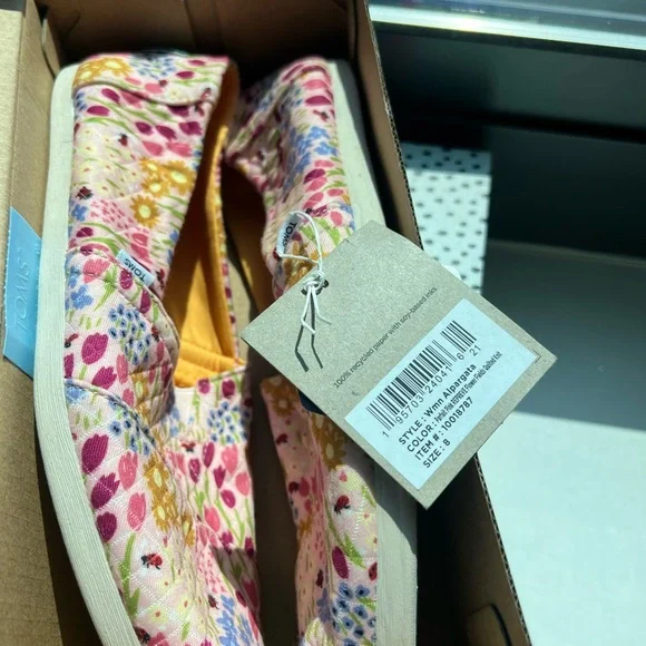 Toms flats (size 8) brand new, multi color - Picture 3 of 6